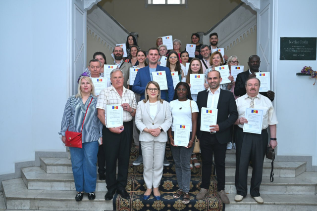 A group of 21 people took the oath of citizenship of the Republic of Moldova